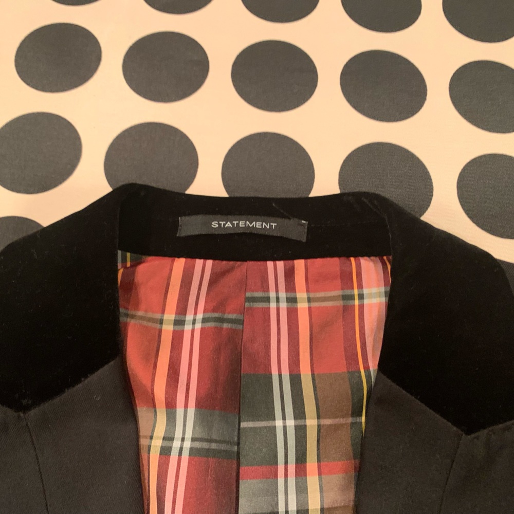 Statement Italy “Confidence” Dinner Jacket Size 4… - image 4